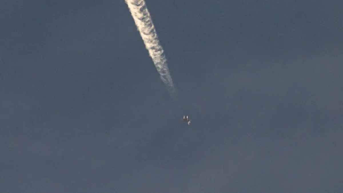 İran: İsrail’de ABD’ye ait AWACS ve tanker uçakları hedef alındı İran: İsrail’de ABD’ye ait AWACS ve tanker uçakları hedef alındı