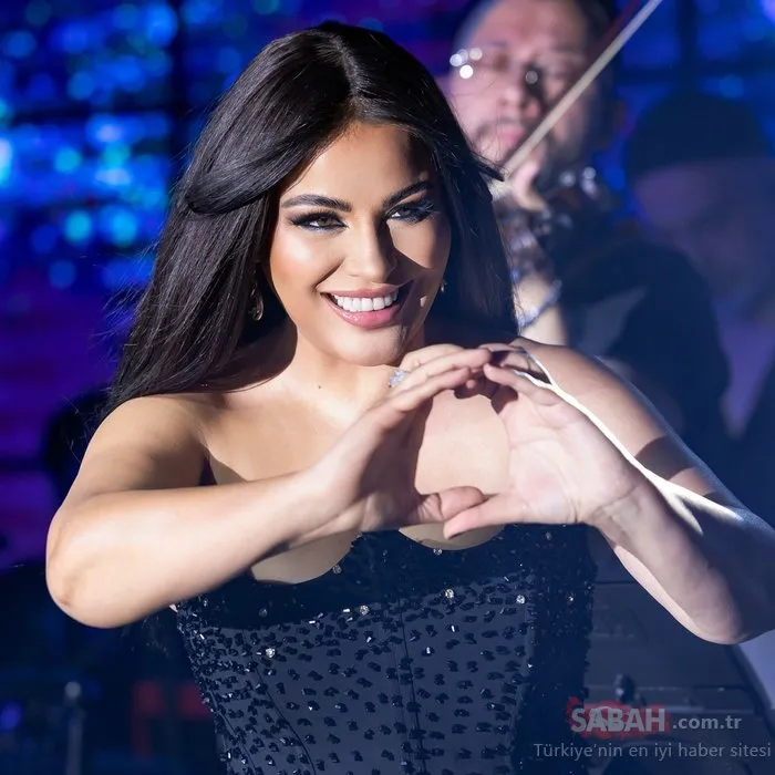 Türkücü Zara merhum Volkan Konak’ı andığı konserinde duygusal anlar yaşattı! Bugün de sahnemdeydin...