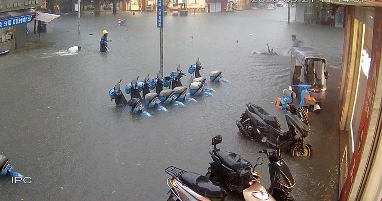 Çin’de sel faciası: 17 kişi kayıp
