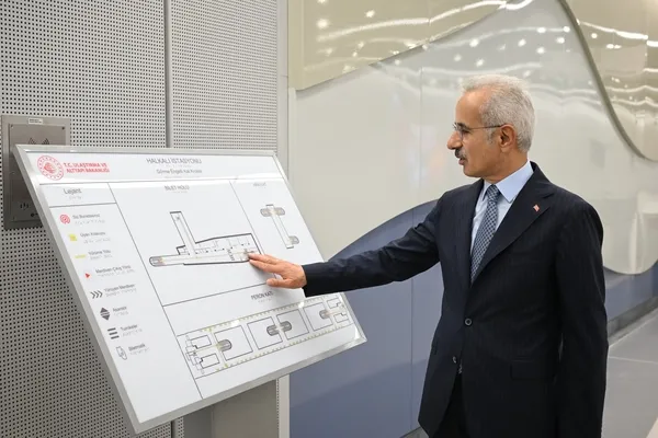 bakan-uraloglu-istanbul-icin-yeni-metro-projeleri-yolda-1781878734376.jpg