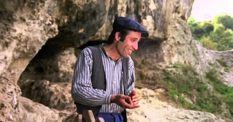 Salako Filmi Konusu Ne Oyunculari Kimler 1973 Senesinde Cekilen Salako Filmi Nerede Cekildi Medya Haberleri