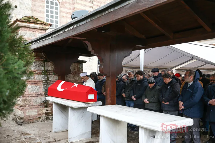 Usta oyuncu Muhammed Emin Gümüşkaya Bursa’da son yolculuğuna uğurlandı