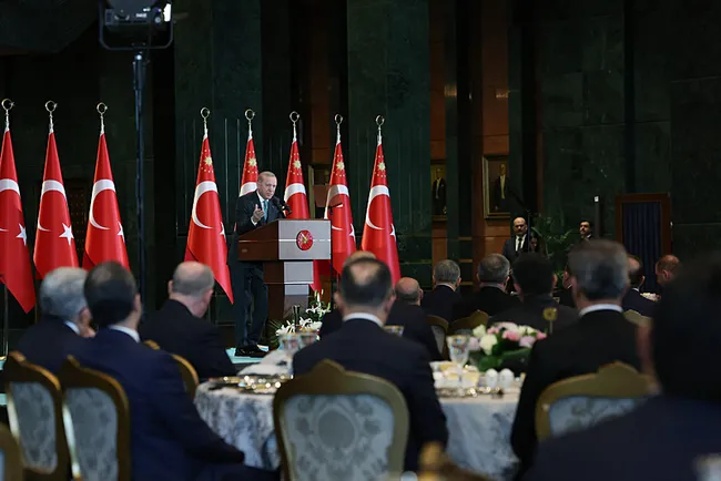 baskan-erdogan-millete-hizmette-guc-zehirlenmesi-yasanmamali-1771419325185.jpeg Başkan Erdoğan: Millete hizmette güç zehirlenmesi yaşanmamalı