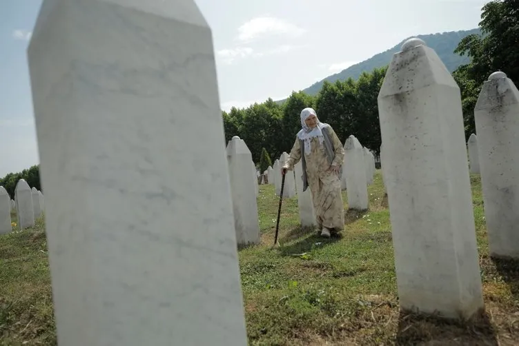 Dünyanın gözü önünde soykırım: Srebrenitsa Katliamı...