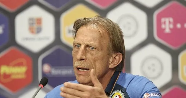 Fenerbahçe'den Christoph Daum'a kötü sürpriz!