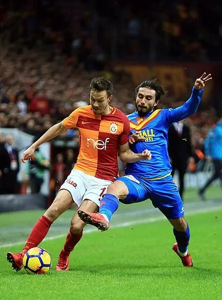 Galatasaray - Göztepe maçı muhtemel 11'leri
