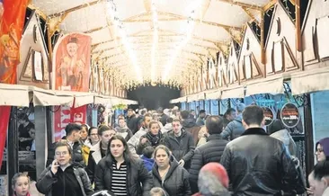 Selimiye ışıklarıyla ‘Ramazan Sokağı’