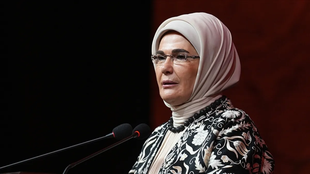 Emine Erdoğan’dan ‘Şeyh Zayed Çocuk Evleri Sitesi’ne ilişkin paylaşımı Emine Erdoğan’dan ‘Şeyh Zayed Çocuk Evleri Sitesi’ne ilişkin paylaşımı