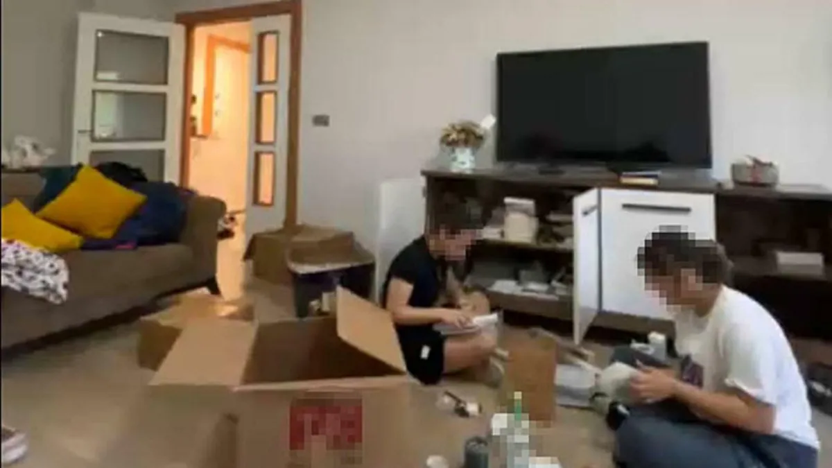 Öğrencilere evini temizlettiren öğretmene soruşturma açıldı Öğrencilere evini temizlettiren öğretmene soruşturma açıldı