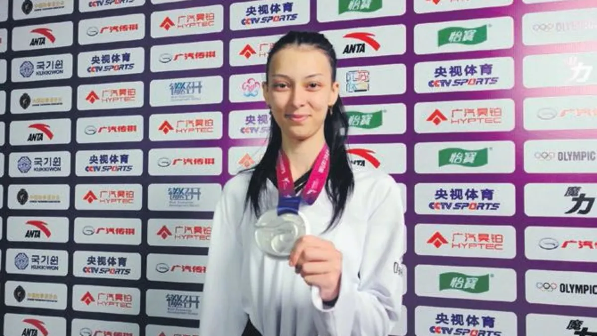 Sakat sakat yarıştı dünya 2.'si oldu