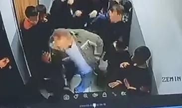 Van’da okulda dehşet: Çocuğuna kar topu atan öğrenciyi koridorda darp etti! #van