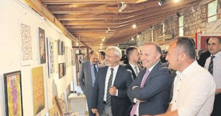 Öğrenciler alkışı haketti