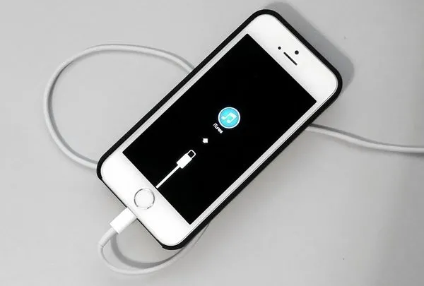 Kilitlenen açılmayan iPhone nasıl açılır?