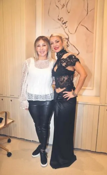 Yeni yıl partisinde buluştular