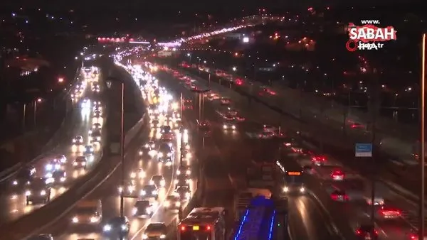 İstanbul’da ilk iş gününde trafik yoğunluğu | Video