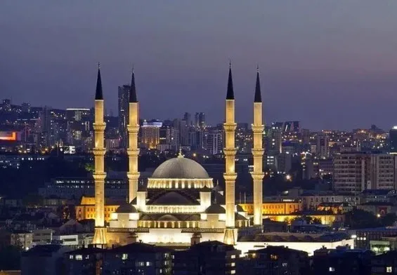 kilis-bayram-namazi-saati-10-nisan-2024-kiliste-bayram-namazi-saat-kacta-kilinacak-1712577937328.jpg
