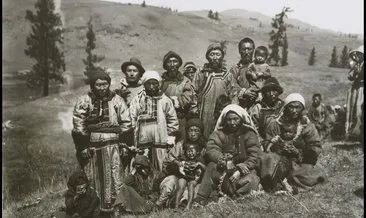 Fotoğraflar 111 yıl sonra gün yüzüne çıktı! Türk boylarının günlük yaşamları böyle görüntülendi