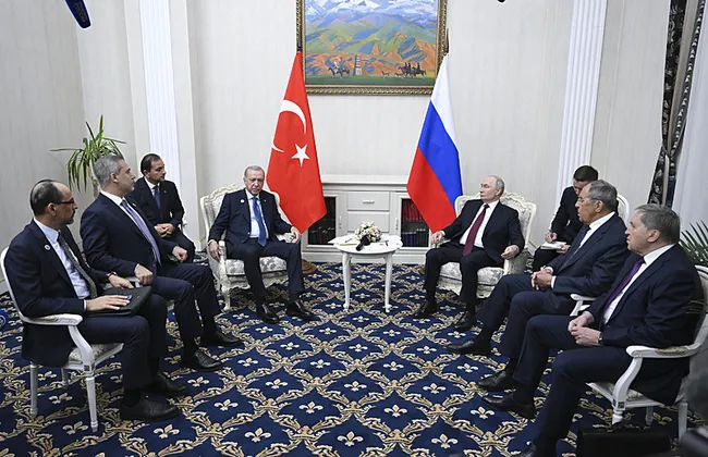 kirgizistanin-ev-sahipliginde-duzenlenen-sio-zirvesi-sona-erdi-1788274797449.jpg Kırgızistan'ın ev sahipliğinde düzenlenen ŞİÖ Zirvesi sona erdi
