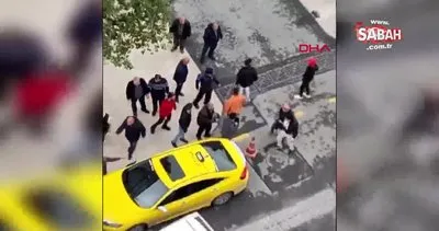 Sokak ortasındaki tekme ve yumruklu kavga kamerada | Video