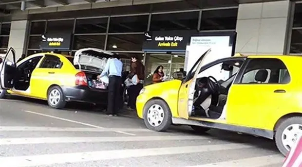 ataturk havalimani yolcularindan taksi