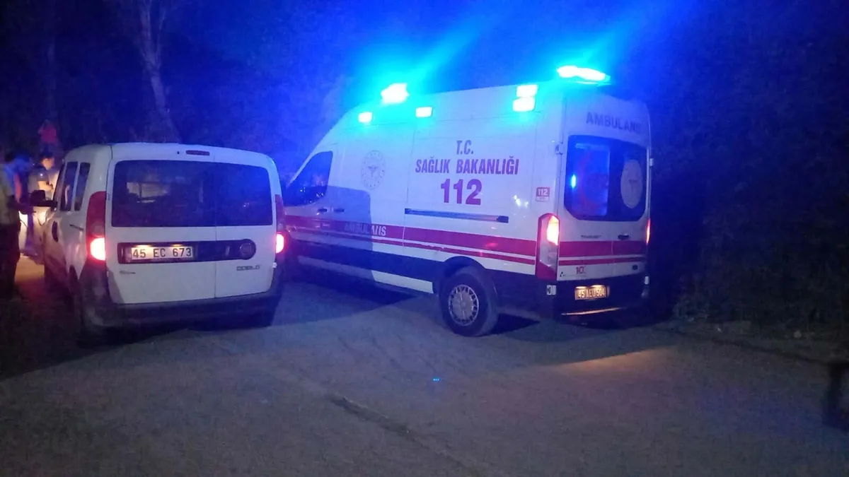 Manisa'da cinayet soruşturması adliye önü