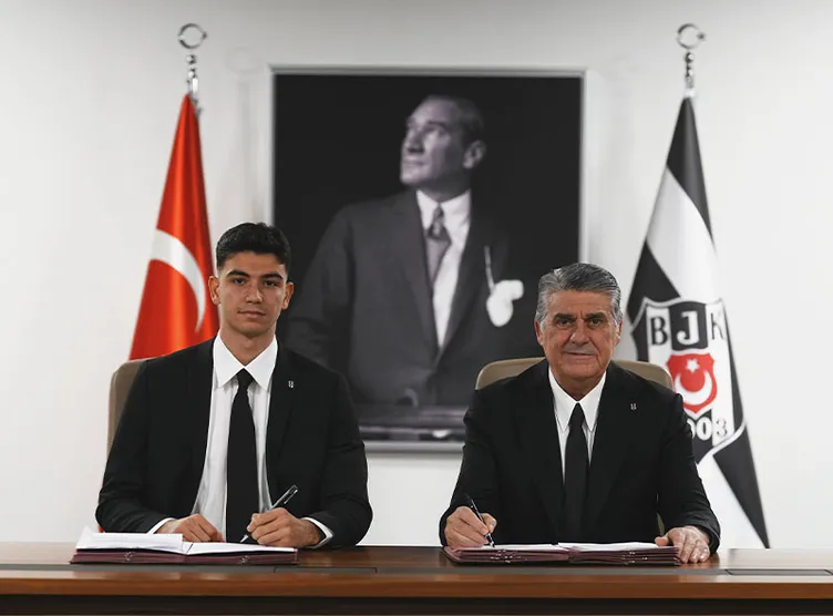 Beşiktaş, Galatasaray, Fenerbahçe ve Trabzonspor şov yaptı! İşte 4 büyüklerin transfer hamleleri