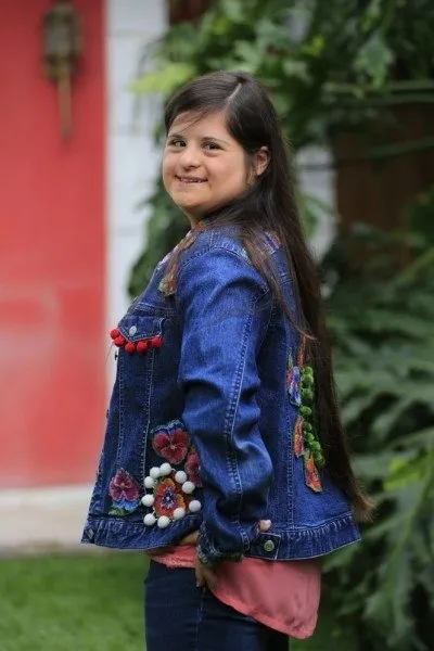 Okuldan atılan Down Sendromlu Isabella Springmuhl, moda tasarımcısı oldu!