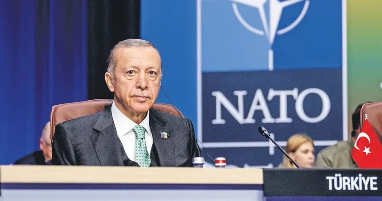 ‘Zirvede kupayı Erdoğan kaldırdı’