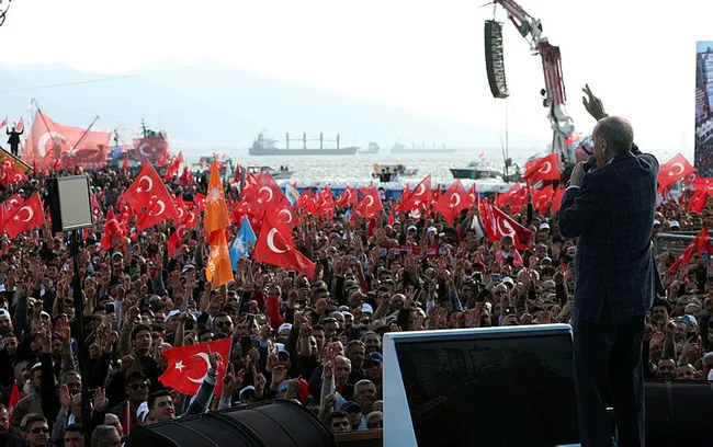 Son dakika haberi | Başkan Erdoğan İzmir'de tarihi kalabalığa seslendi: Kemal Kılıçdaroğlu'na 'Kandil ile pazarlık' tepkisi!