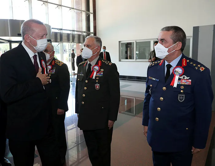 son-dakika-baskan-erdogan-ozgurlugumuze-vurulmak-istenen-prangalari-parcalayip-attik-1626442179263.jpg