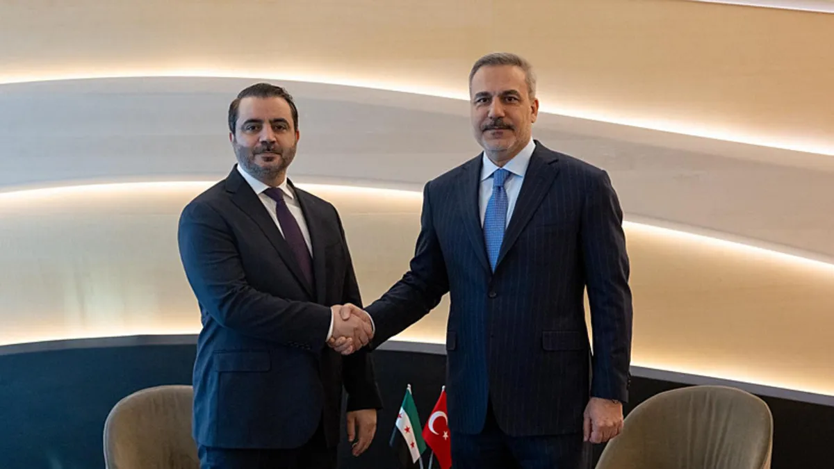 Bakan Fidan Suriyeli mevkidaşı ile görüştü! Bakan Fidan Suriyeli mevkidaşı ile görüştü!