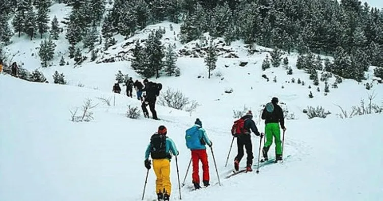 Kaçkar Dağları’nda kayakçıların üzerine çığ düştü! 2 ölü, 7 yaralı