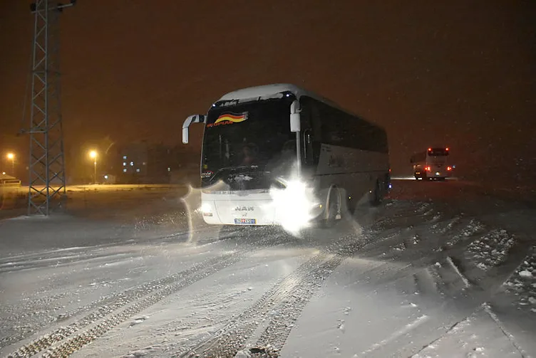 Meteoroloji'den son dakika yoğun yağış hava durumu bilgisi! Beklenen kar İstanbul'da başlıyor!