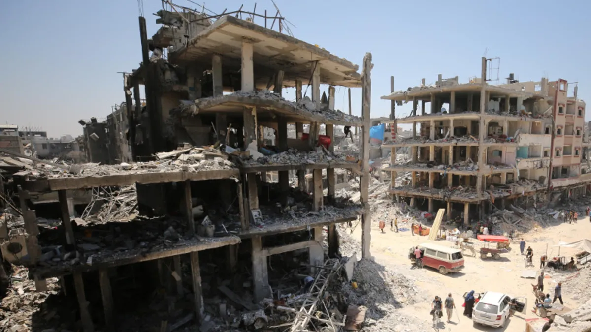 İsrail ordusu Refah’ı enkaza çevirdi: Kıtlığın ulaşması an meselesi İsrail ordusu Refah’ı enkaza çevirdi: Kıtlığın ulaşması an meselesi