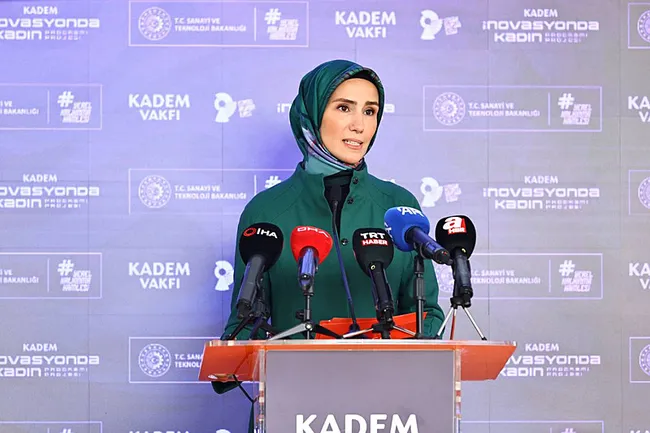 kademin-inovasyonda-kadin-bilgi-merkezi-istanbulda-acildi-1792497964494.jpeg
