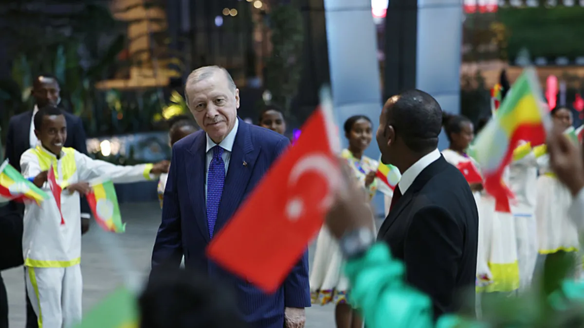 Başkan Erdoğan: CHP’nin içine düştüğü bataklıkla ilgilenmiyoruz… Sadece işimize bakıyoruz Başkan Erdoğan: CHP’nin içine düştüğü bataklıkla ilgilenmiyoruz… Sadece işimize bakıyoruz