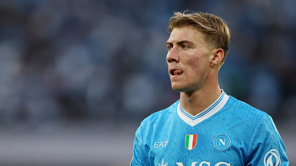 Napoli, Lazio’ya yenildi! Inter şampi…