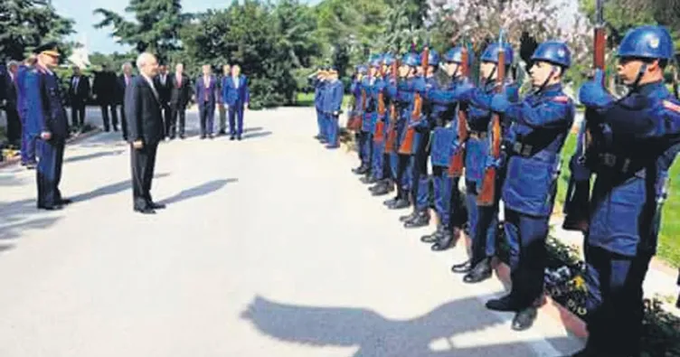 O general FETÖ’den gözaltına alınmış