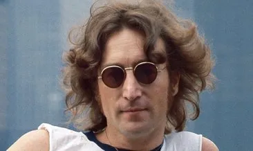 John Lennon’ın tarihi piyanosu açık artırmaya çıkıyor