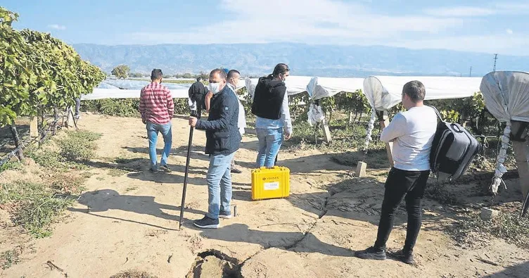 Bilim insanları yarıkları inceledi