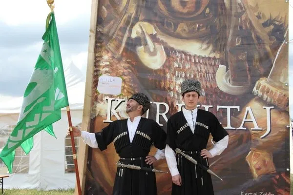 Avrupa’nın göbeğinde Turan kurultayı