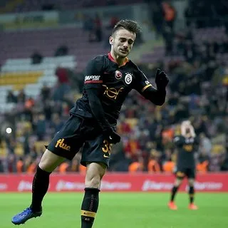 Son dakika Galatasaray transfer haberleri! Galatasaray'ın iki yıldızı satışa çıkarıldı