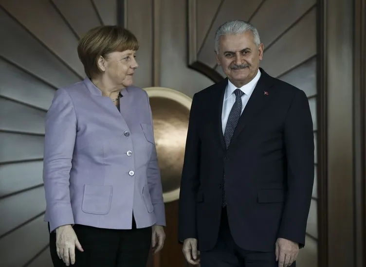 Yıldırım ve Merkel görüşmesinden kareler
