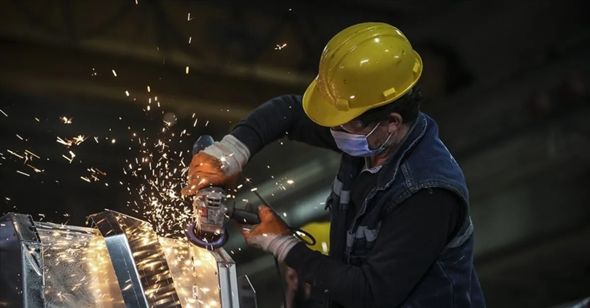 Almanya’da sanayi üretimi geriledi