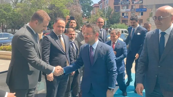 adalet-bakani-akin-gurlekten-bakirkoy-adliyesine-ziyaret-suc-orgutleriyle-mucadelede-kararlilik-mesaji-1783689634642.jpg