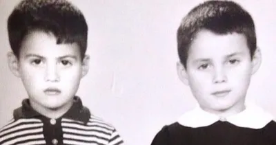 90’lara damga vuran iki güçlü ses... Ünlü şarkıcıların kardeş olduklarını ilk defa duyanlar çok şaşırıyor