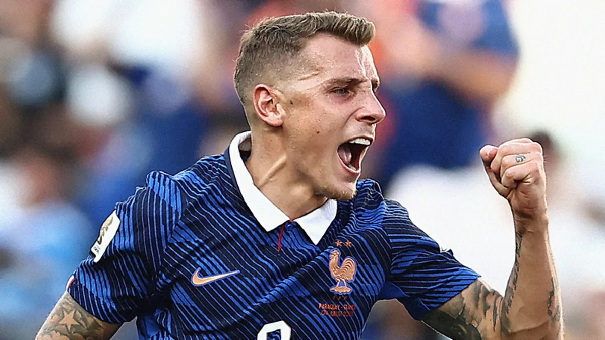 PSG, Aston Villa’dan Lucas Digne’i kadrosuna kattı PSG, Aston Villa’dan Lucas Digne’i kadrosuna kattı