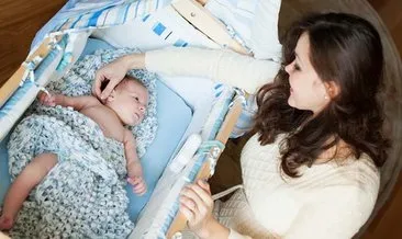 Bebeği sallayarak uyutmak zararlı mıdır?