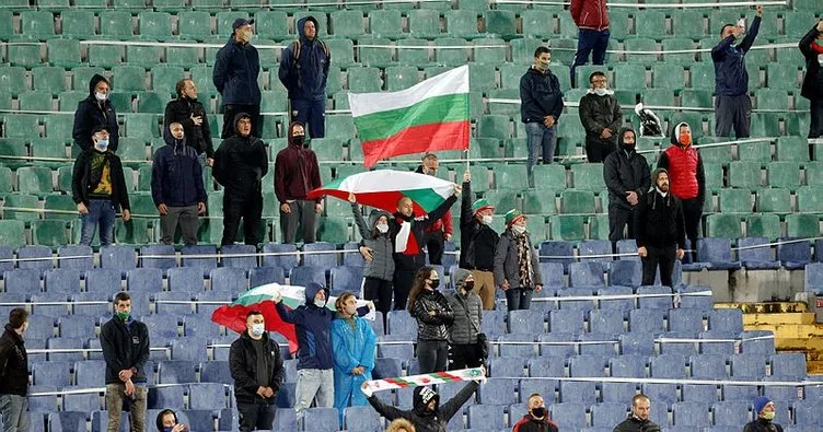 UEFA’dan Macaristan’a 3 maç ceza!