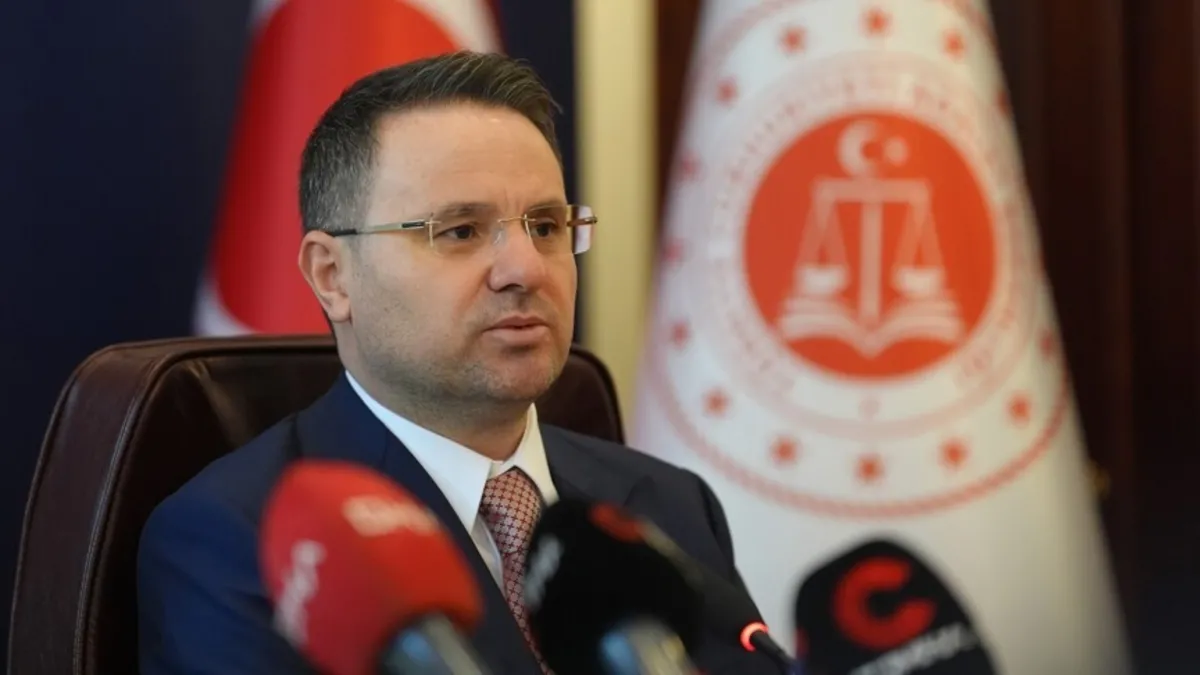 Adalet Bakanı Akın Gürlek yasa dışı bahis operasyonu hakkında açıklama yapıyor.